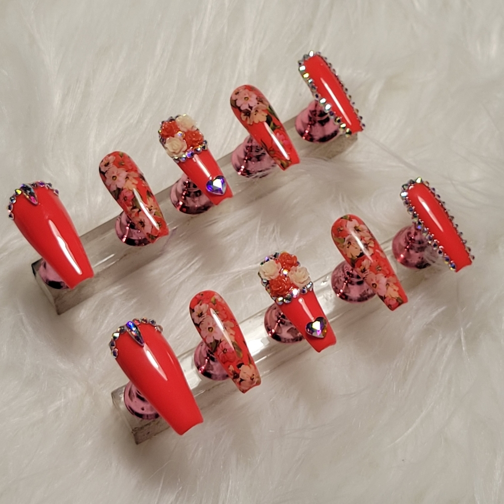 Press on nails - Picture 2 of 6